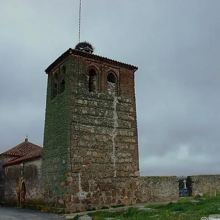 La Fortaleza De Bernuy Exterior photo